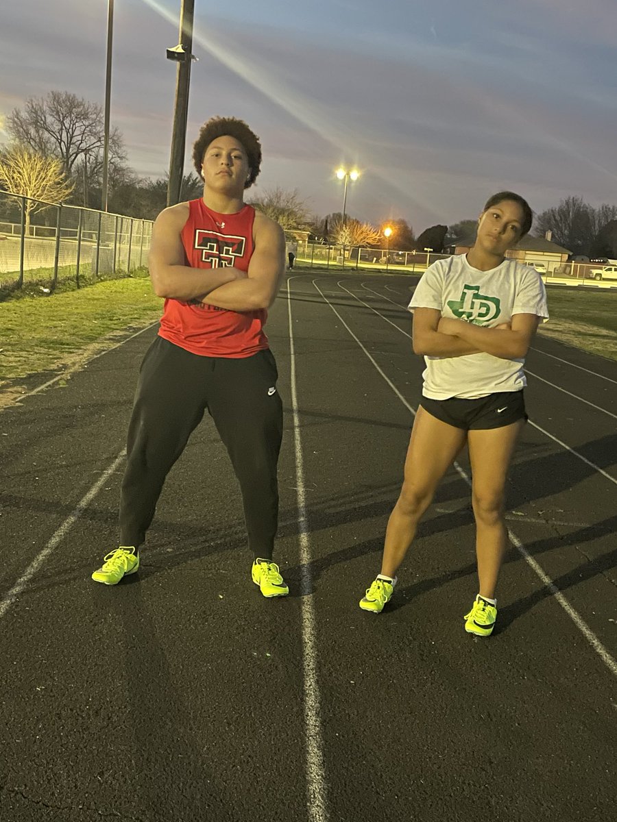 Sarah Weinberg tweet media