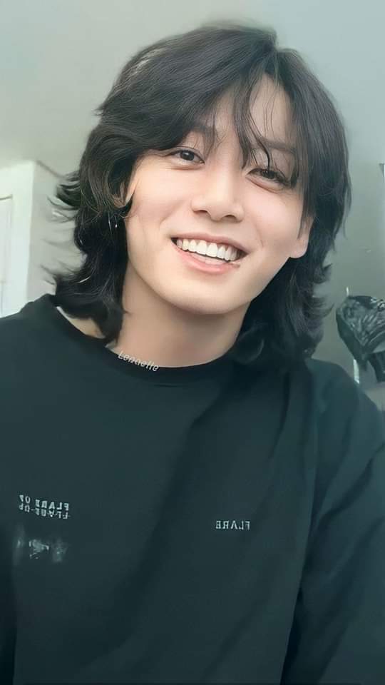 ginevraevans's tweet photo. So handsome #Jungkook. #cttopic https://t.co/Wt68eFLEiO
