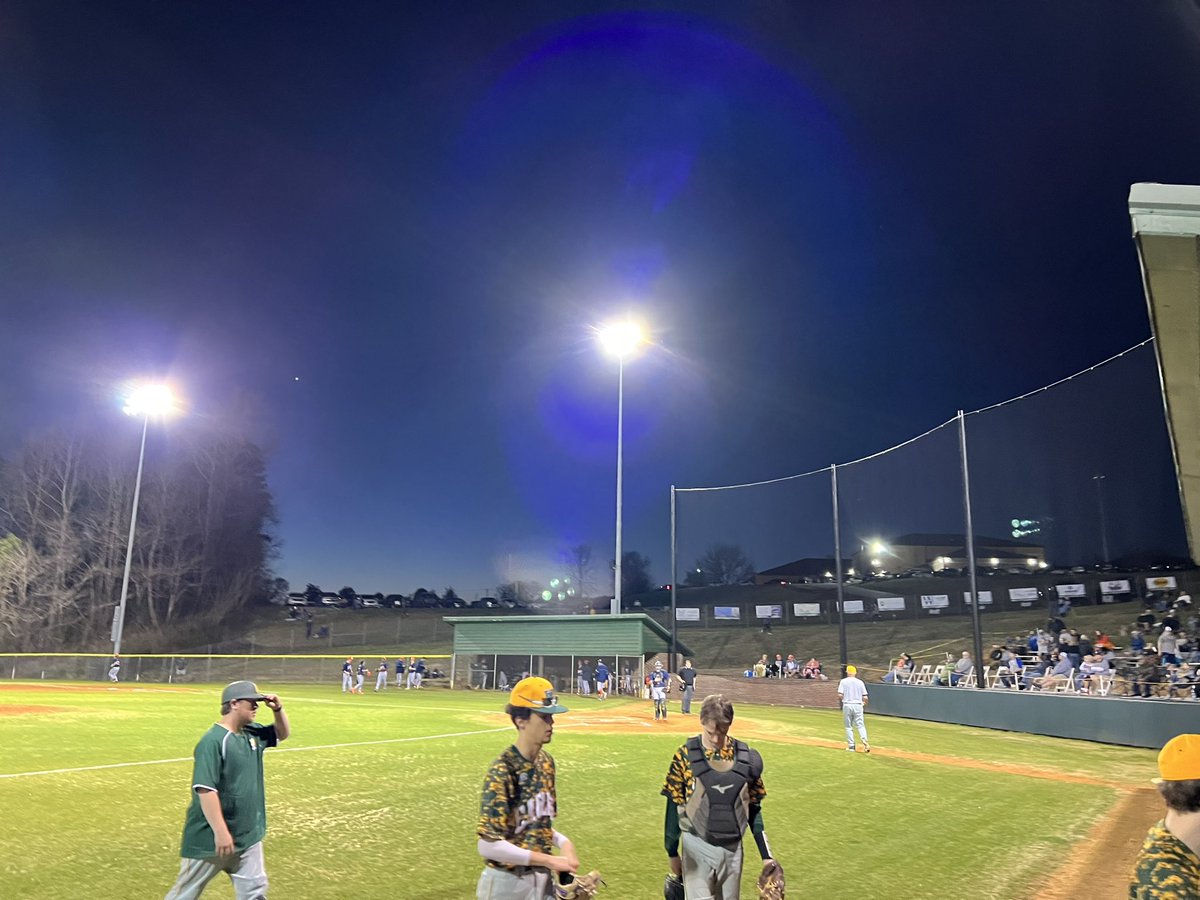 ZWCsports tweet picture