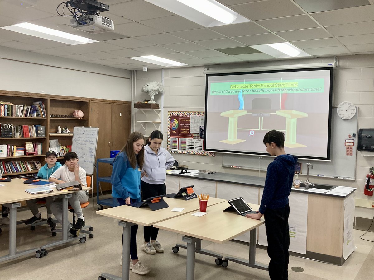 Proud of these 7th graders for crushing their debates on whether or not middle and high school should start later. Tough for us judges to call a winner🥇 #lfmoments #DPM67