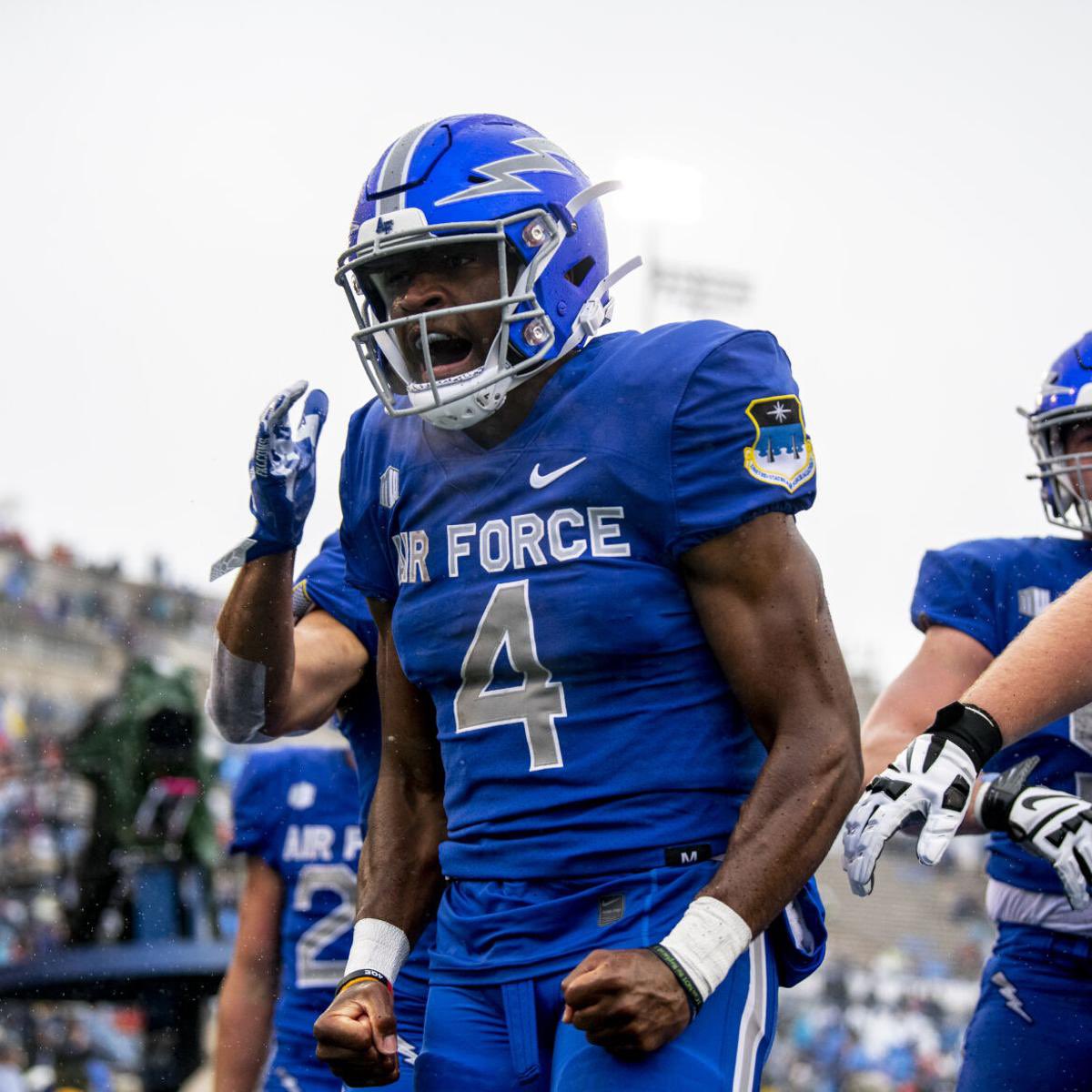 Zach Lang (@zachlang32) on Twitter photo #AGTG After a great conversation with <a href="/CoachLobotzke/">Steed Lobotzke</a> I am blessed to receive my first D1 offer from Air Force Academy. <a href="/CoachTMiller18/">Trent Miller</a> <a href="/CoachChadJ/">Chad Johnson</a> <a href="/CoachJGlenn/">Jason L. Glenn M.Ed, CMAA, TAAC</a> @RivalsNick <a href="/samspiegs/">Sam Spiegelman</a> <a href="/MikeRoach247/">Mike Roach</a> @jackson_dipVYPE <a href="/CoachTCalhoun/">Troy Calhoun</a> <a href="/Perroni247/">Brian Perroni</a> #AGTG After a great conversation with <a href="/CoachLobotzke/">Steed Lobotzke</a> I am blessed to receive my first D1 offer from Air Force Academy. <a href="/CoachTMiller18/">Trent Miller</a> <a href="/CoachChadJ/">Chad Johnson</a> <a href="/CoachJGlenn/">Jason L. Glenn M.Ed, CMAA, TAAC</a> @RivalsNick <a href="/samspiegs/">Sam Spiegelman</a> <a href="/MikeRoach247/">Mike Roach</a> @jackson_dipVYPE <a href="/CoachTCalhoun/">Troy Calhoun</a> <a href="/Perroni247/">Brian Perroni</a>