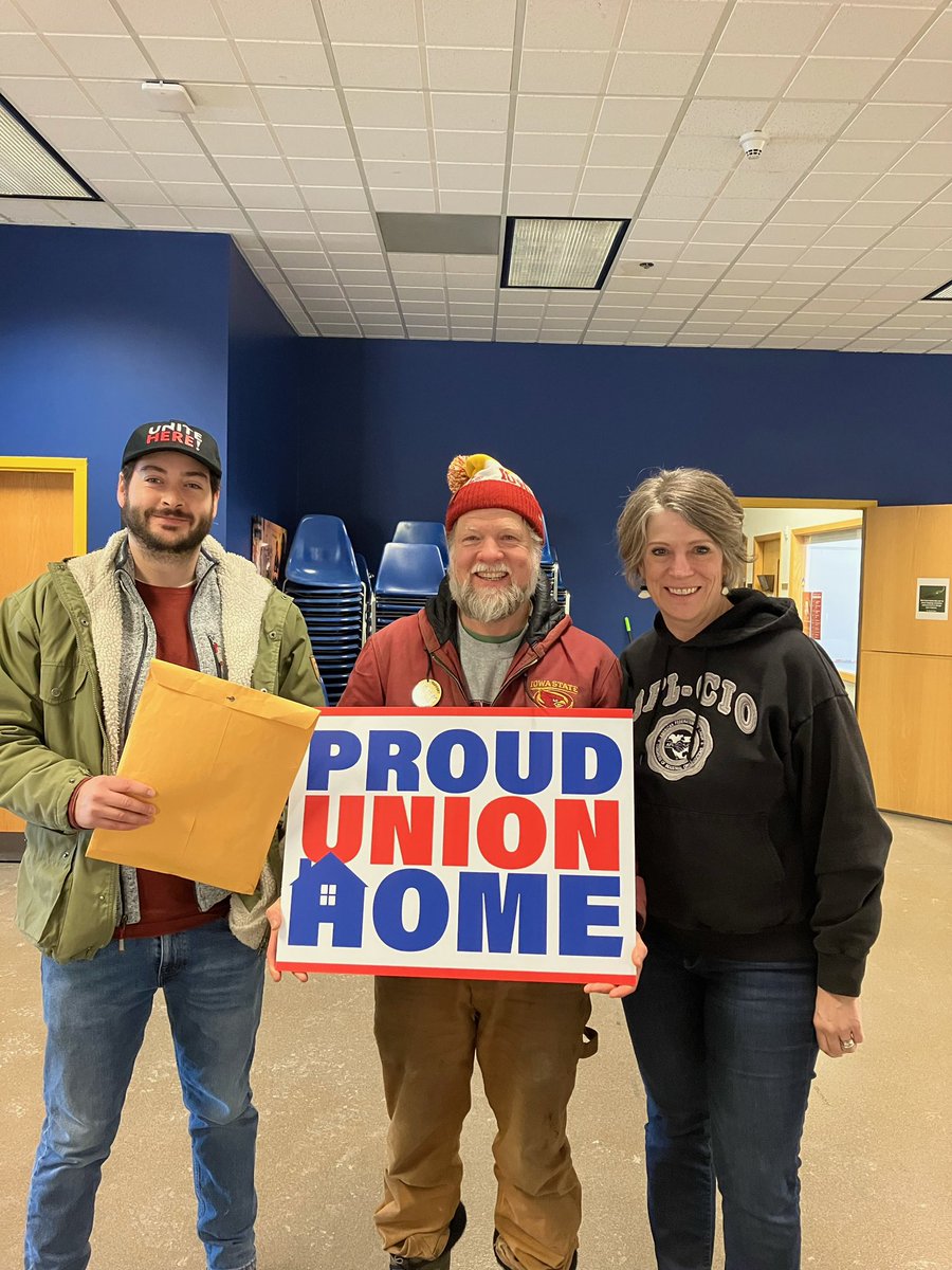 TedForAlaska's tweet photo. I had a great time knocking doors this weekend for @spurnagain #voteanna #anchorageassembly https://t.co/XtHvvIvL6l