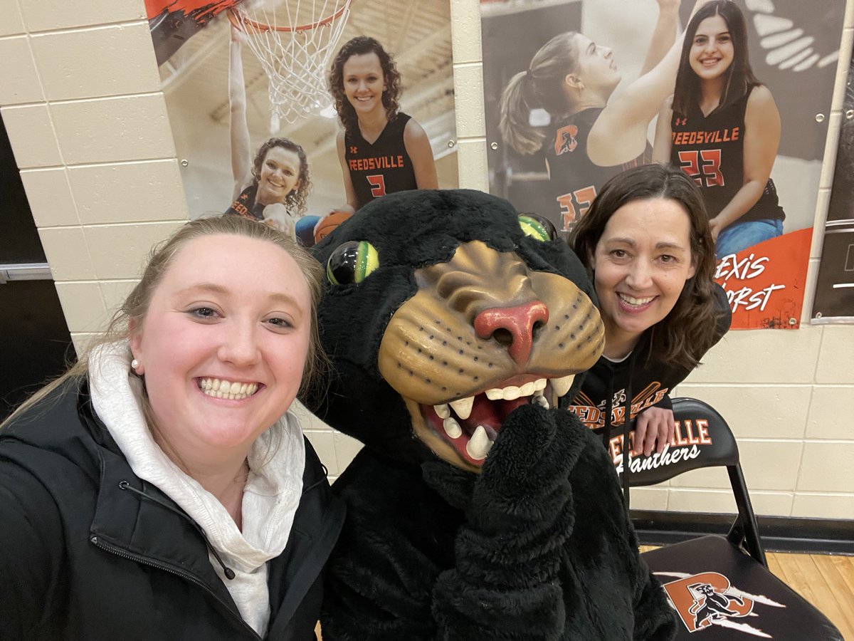 HynekMrs's tweet photo. Big win tonight against Chesterton Academy and a visit from the Panther!! Post season play continues Friday. Details TBD. #picturewiththepanther #congratsboys #reedsvillesd https://t.co/mPZYXdd9Su