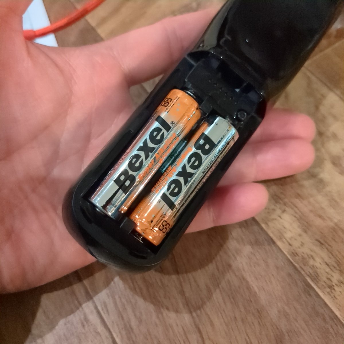 Robert Woo tweet media