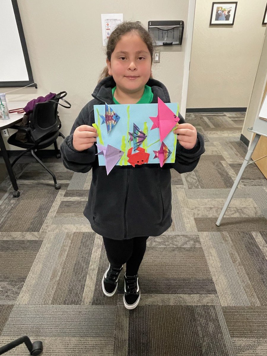 HarvestGroveVA's tweet image. Origami workshop at Harvest Grove #weareBUSD #homeschooling #independentstudy #harvestgrovevirtualacademy