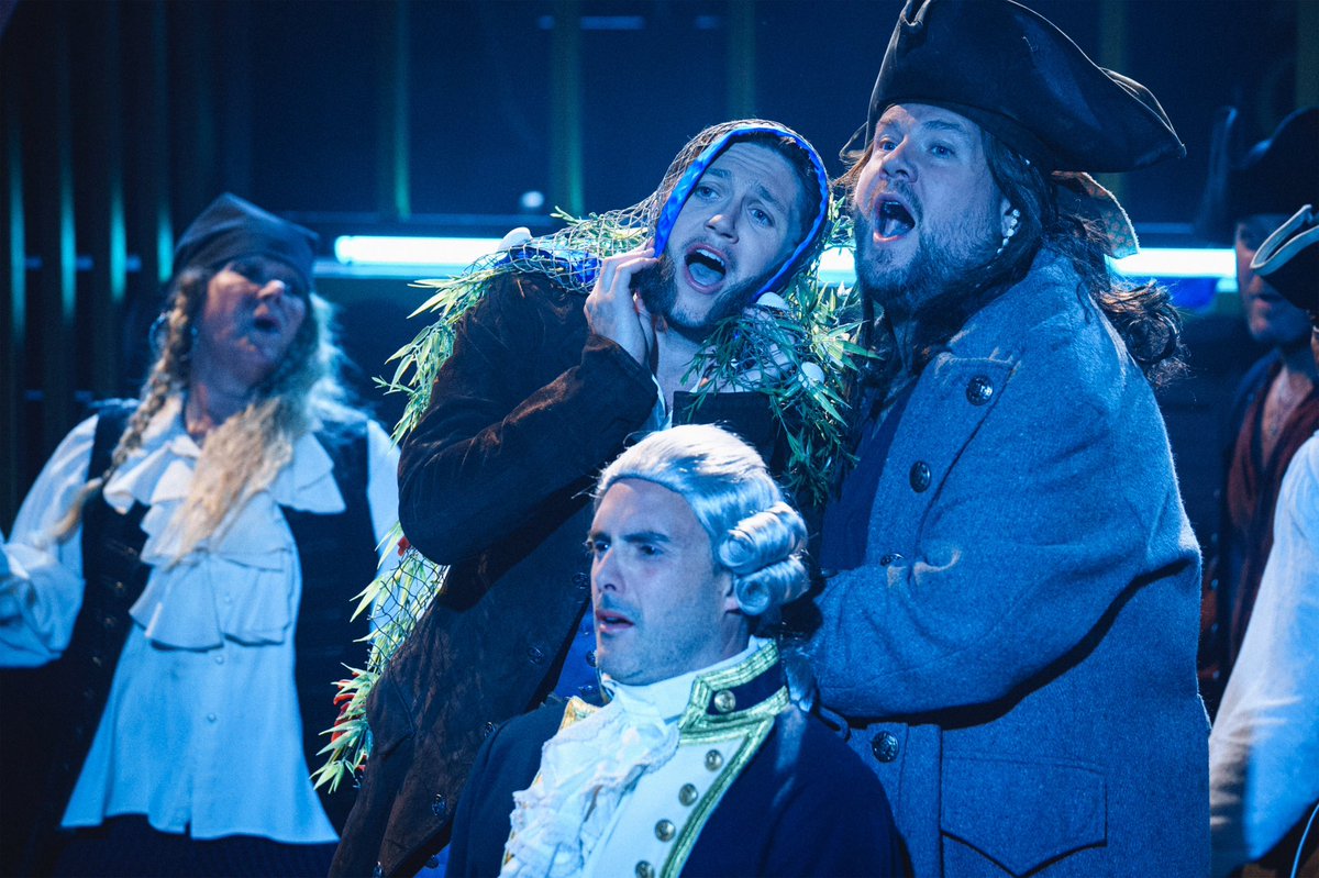 latelateshow's tweet photo. Tonight on #LateLateShow: @jamieleecurtis, @natebargatze, @thescarletopera and an arrrrmazing pirate sketch with @NiallOfficial 🏴‍☠️ https://t.co/SzcQH9vBKB