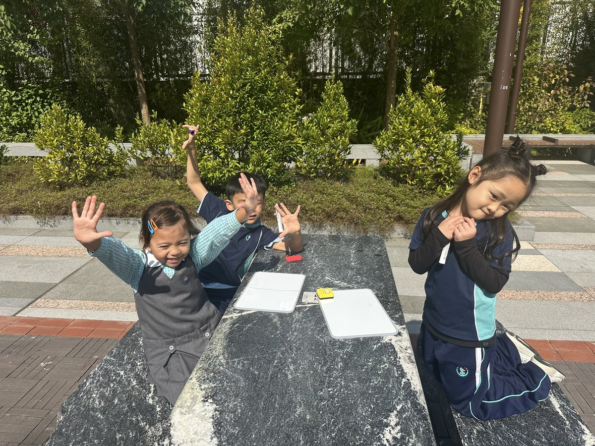 Flora Hui tweet media