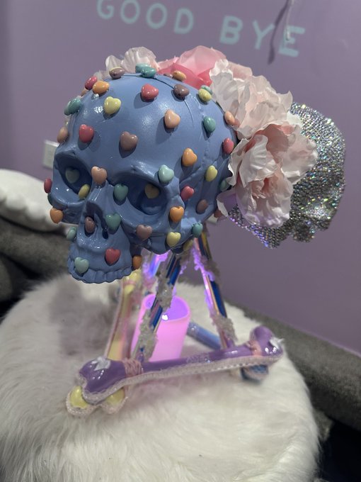 The past few days I&rsquo;ve been in my crafting heaven making a pastel goth version of the @DeadByBHVR totem<a href="/tag/intotherainbow"class="tags"><span>#intotherainbow</span></a>