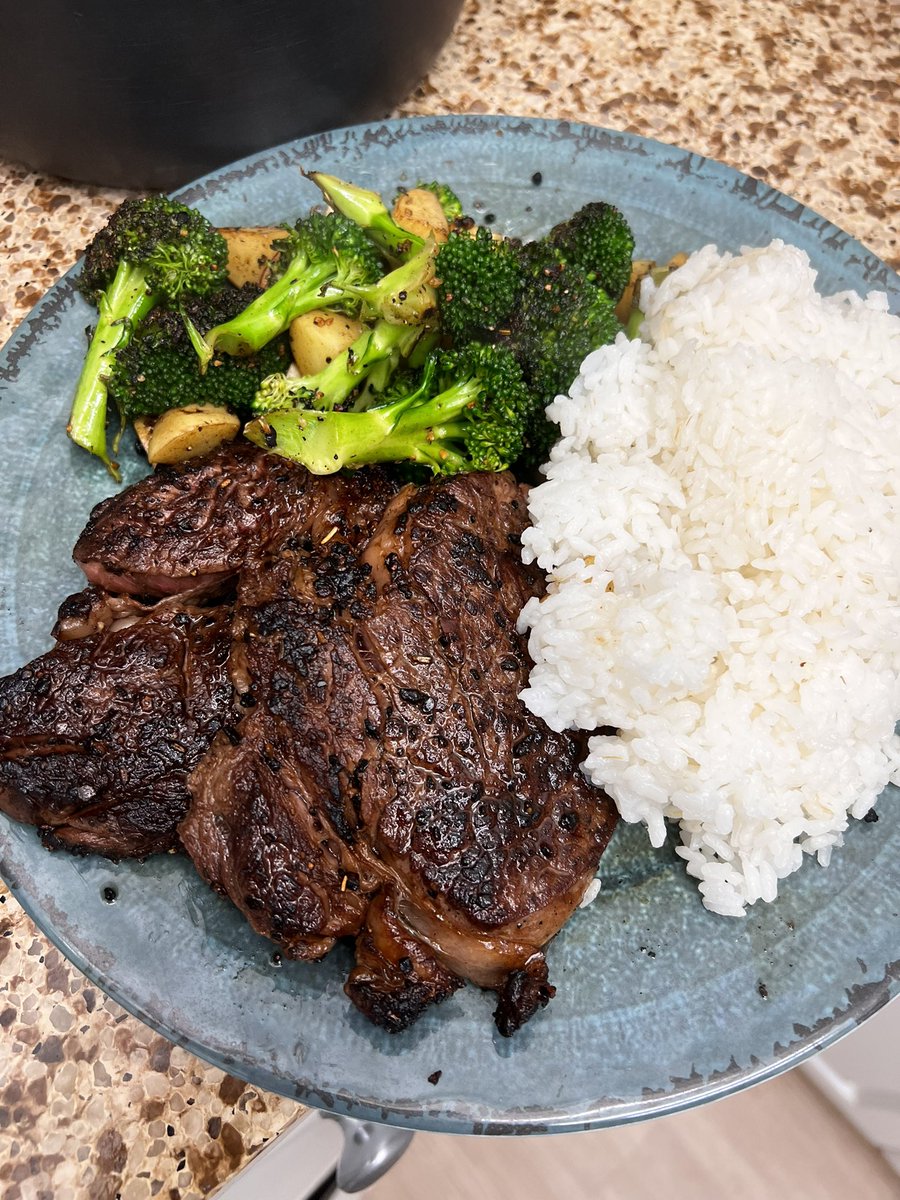 Bedlessnoob tweet media