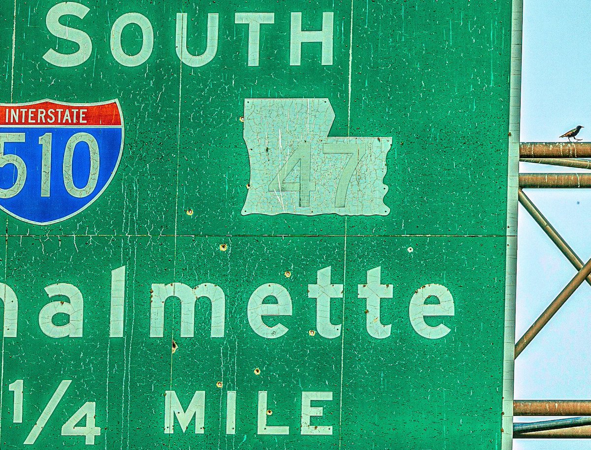 Working on an interstate shooting story for The Times-Picayune | NOLA.com. Most drivers probably miss this, but have you ever noticed all the bullet holes on this sign over Interstate 10 in #NewOrleans ?📸 Chris Granger