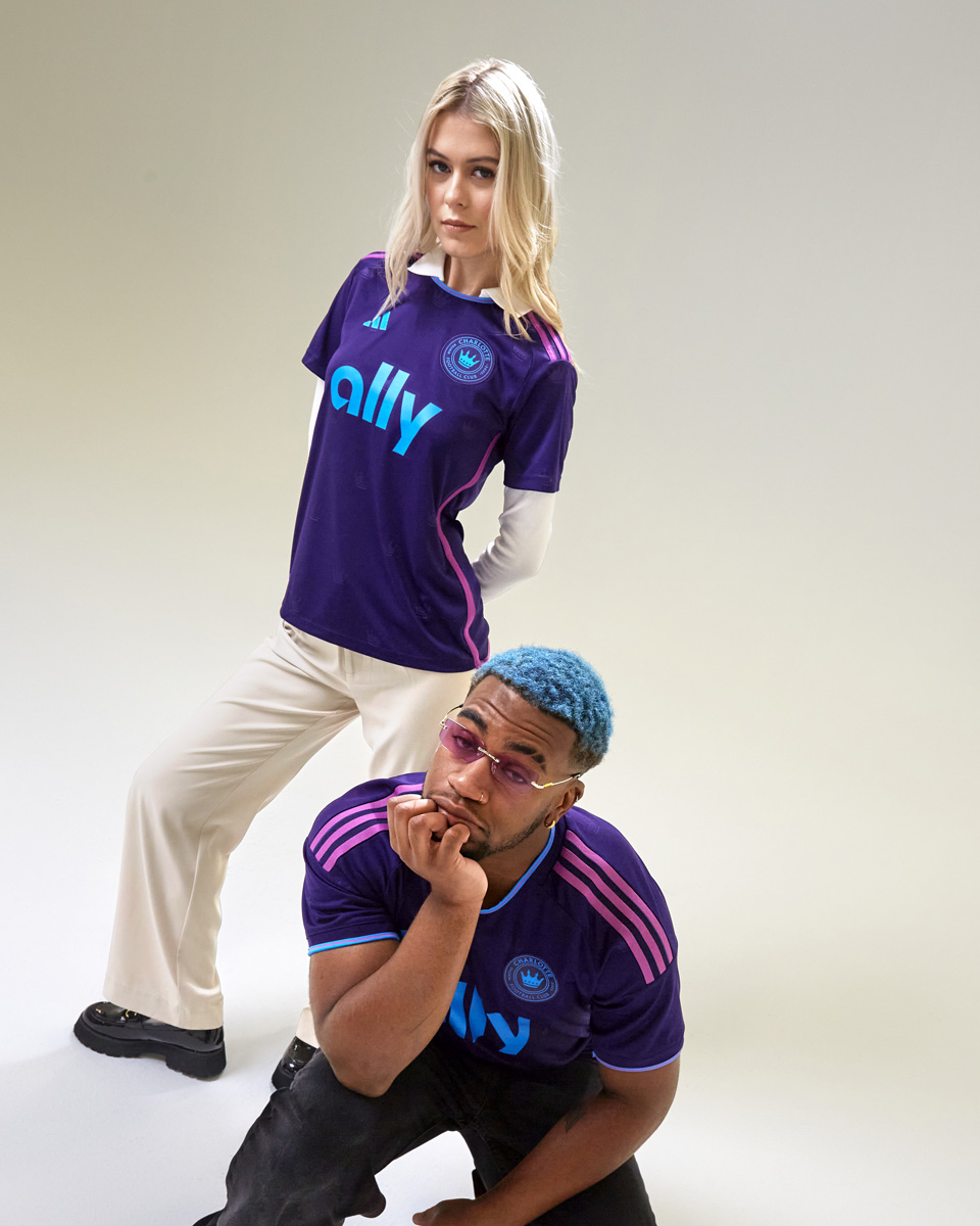 kitstown's tweet photo. 👑
adidas × Charlotte FC 2023/24 new away kit.

#CharlotteFC 
#adidasFootball 
#football #soccer #kitstown https://t.co/6aa9n8ZTyO