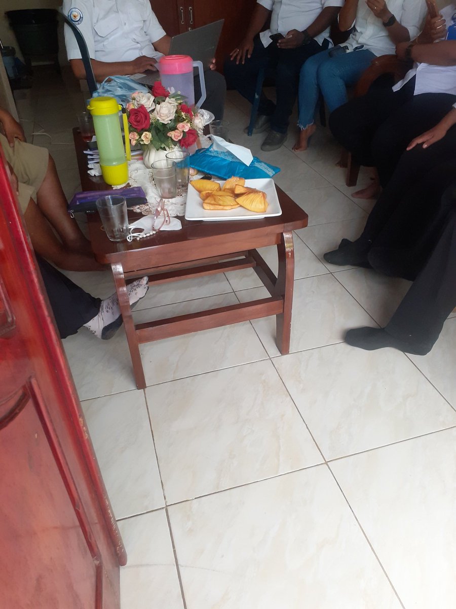 Syaiful80896589's tweet photo. (Rabu, 1 Maret 2023), Saiful A. Soplestuny, Rapat evaluasi bulanan penyuluh perikanan bantu kota ambon.
#giatluhkansatminkalambon 
#kotaAmbon 
@bp3ambon
@puslatluhkp https://t.co/oLAj0OVzUt