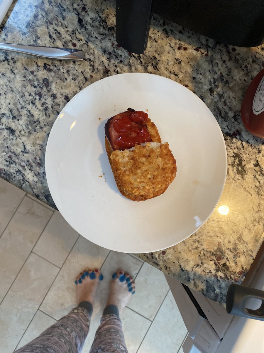 KuzcosGroovy's tweet photo. Wifey lvl cooking skills: https://t.co/8lhdgUIwCA