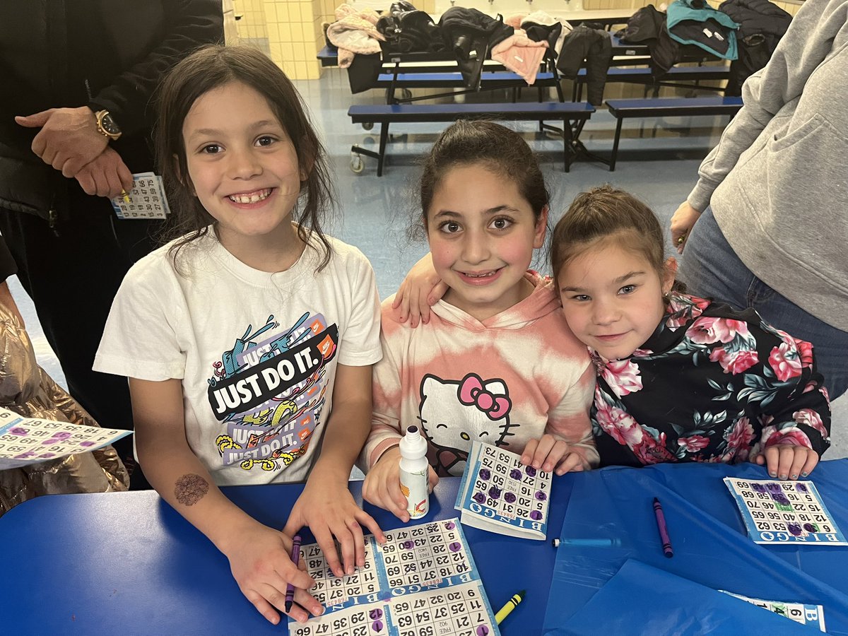 ps50si's tweet image. Candy Bar Bingo was “sweet!” #FamilyEngagement #ps50