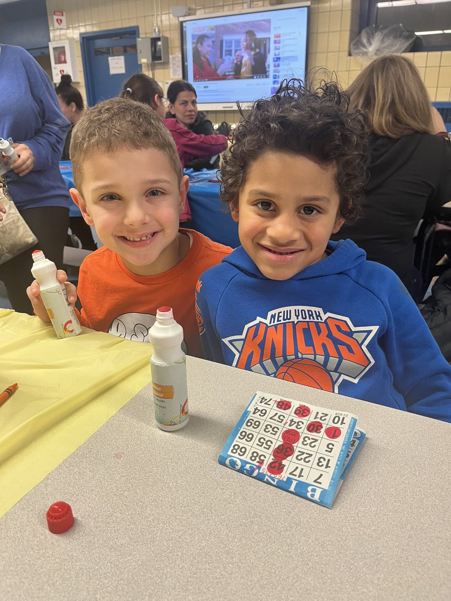 ps50si's tweet image. Candy Bar Bingo was “sweet!” #FamilyEngagement #ps50
