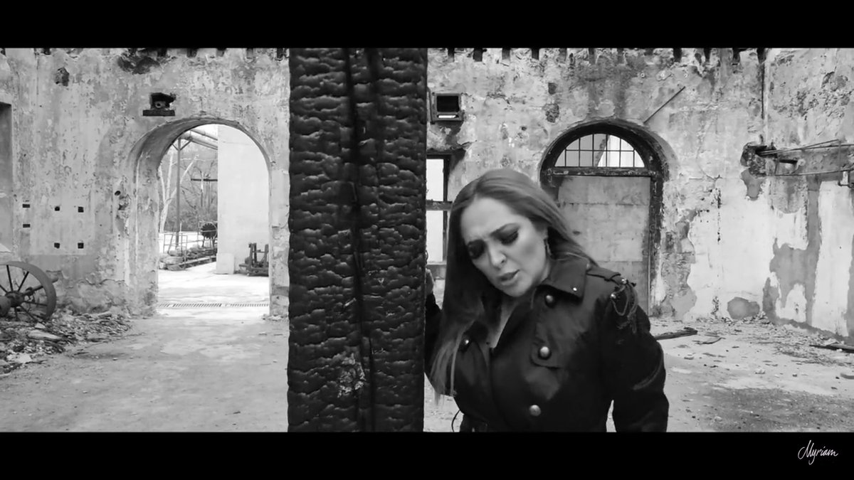 @MyriamMonteCruz estrena video #Mortal… 👇🏼 youtu.be/QAQ5usJVtQ8 #RT #NuevoVideo #NuevaMúsica #MartesDeGanarSeguidores