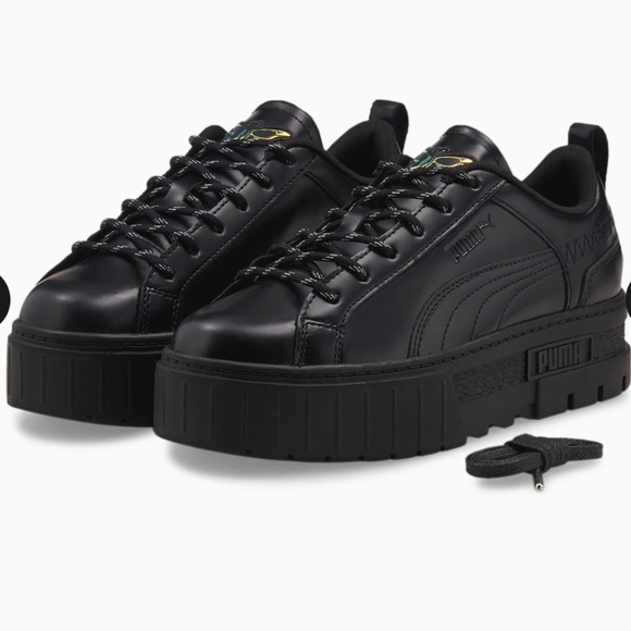 SDordal's tweet photo. So good I had to share! Check out all the items I'm loving on @Poshmarkapp #poshmark #fashion #style #shopmycloset #gucci #pumaxdualipa #yru: https://t.co/Ja002SnHnw https://t.co/TnFrkzwesJ