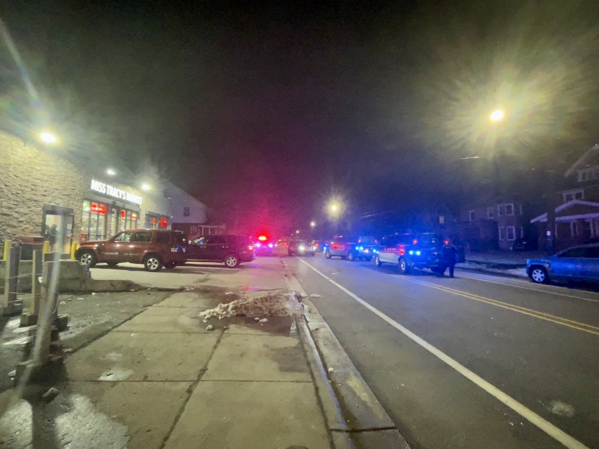 madeline-odle-on-twitter-rt-lukestier-breaking-tonight-shooting