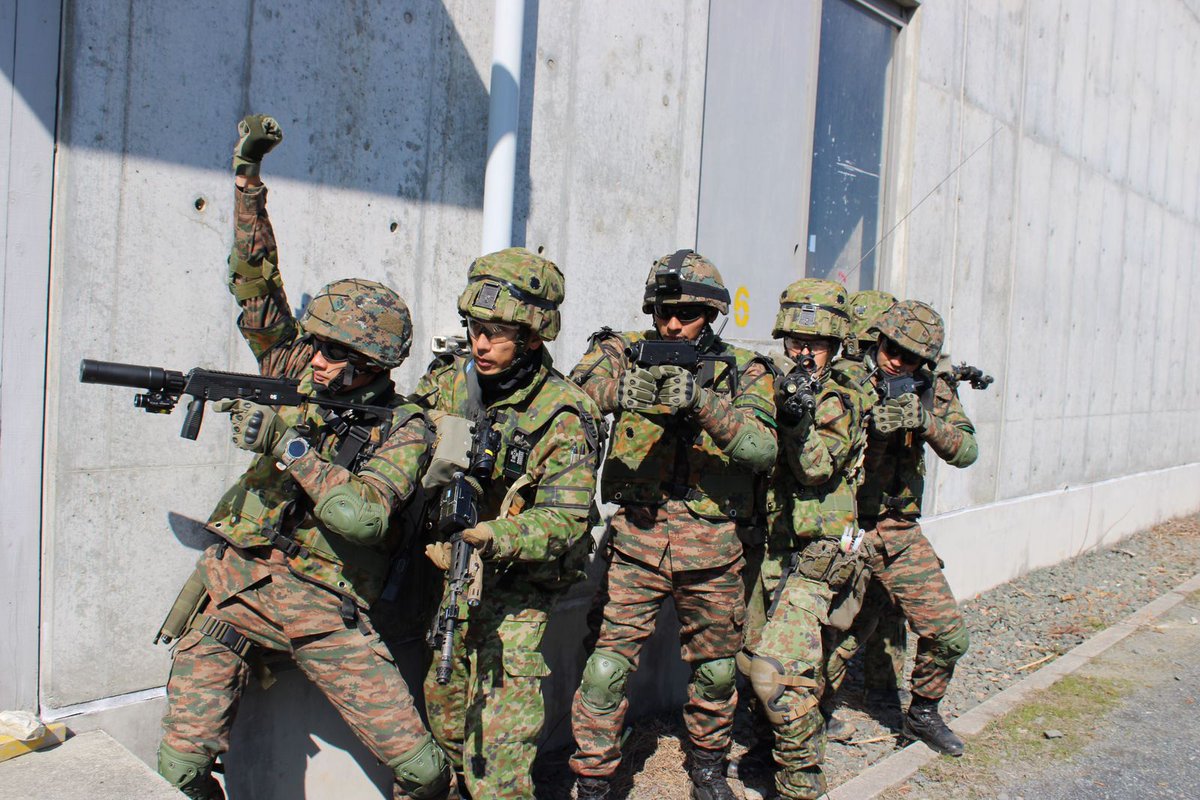 Defence_Nation's tweet photo. Exercise #DharmaGuardian 🇮🇳🇯🇵
The Troops of #IndianArmy & #JGSDF participated in a 48 hours long Validation Exercise to validate Joint Operation Planning, Air Assault and Counter Insurgency Ops in Urban Terrain.
#DG22 #India #Japan #JaiHind #DefenceNation https://t.co/t2lwKc1pGV