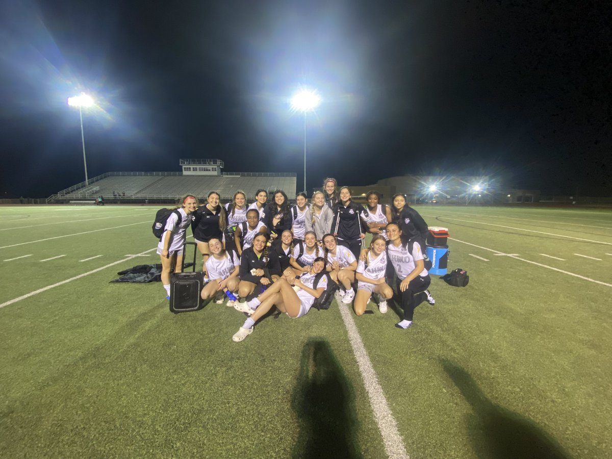 AHMOgirlsSoccer's tweet photo. Varsity with the DUB tonight vs Lakeview! 🏴‍☠️❤️ 9-2 in district. 
@MaciHatz ⚽️🎯
@taylorkkelly07 ⚽️🎯
@emmayostenn ⚽️
Julia ⚽️
@MiaMackRomero07 🎯
Mia N. 🎯

#AHMO #BELIEVE @AhmoCaptain @WylieNews @SportsDayHS @VYPEDFW @ihss_dfw @LethalSoccer https://t.co/2buT78YYRR
