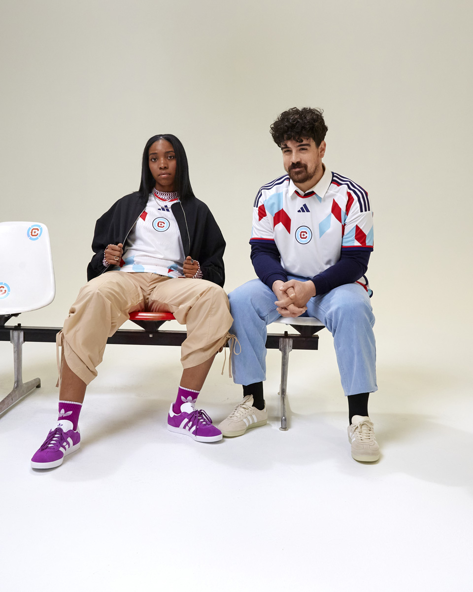 kitstown's tweet photo. 🧯
adidas × Chicago Fire FC 2023/24 new away kit.

#ChicagoFireFC 
#adidasFootball 
#football #soccer #kitstown https://t.co/RxOPeWXKn0