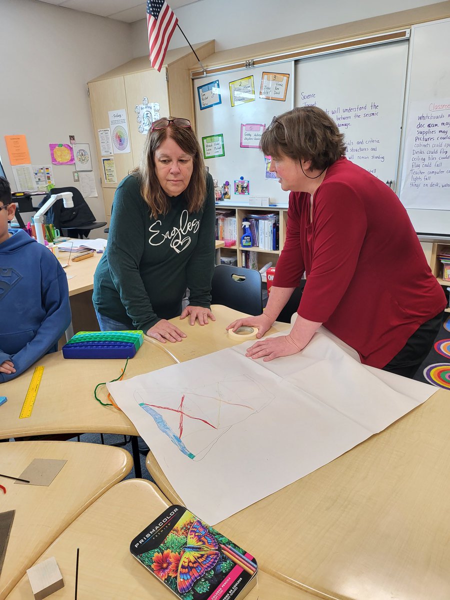 joycasey1122's tweet photo. Today was a great day of job embedded professional learning with our West Valley #208 coaches! #authentic #learnandhelplearn #seethingsinanewway #growthmindset #SCCoaching23 @ashbaughjerilyn @SweeneyDiane https://t.co/9GGEwSc1bj