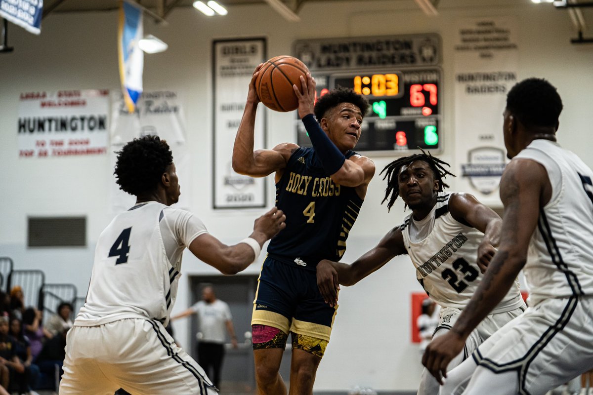 HolyCrossTiger's tweet image. Holy Cross Closes Playoffs with Battle at Huntington. 

The Tigers fell 85-70 Tuesday night in Shreveport. Coach Kirkwood and HC finished with 20+ wins this season. Your Holy Cross family is proud of you! 🐅
#WeAreHC