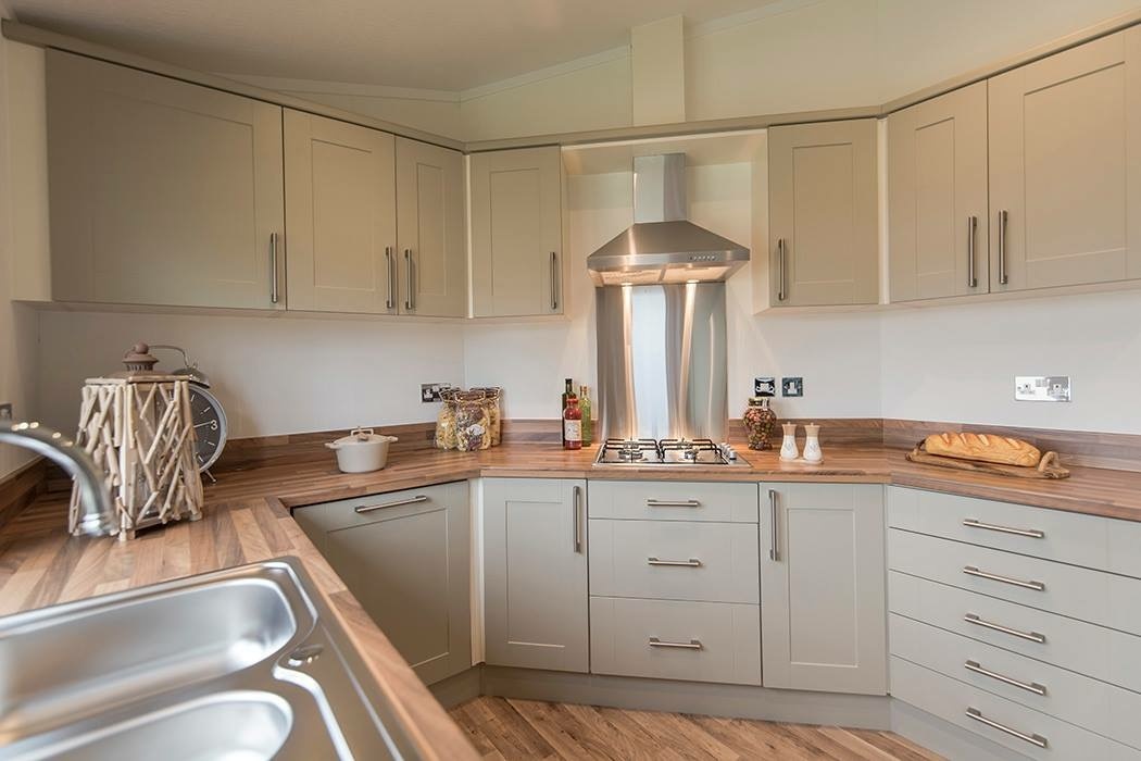 The Badmington is a superb park home offering a luxurious and spacious rooms and wow and what a Kitchen. We have 4 available right now here at Yarwell Mill. 
Book your viewing now
100% Current Market Value part exchange available

#parlhomes #residentialparks #parkhomesforsale