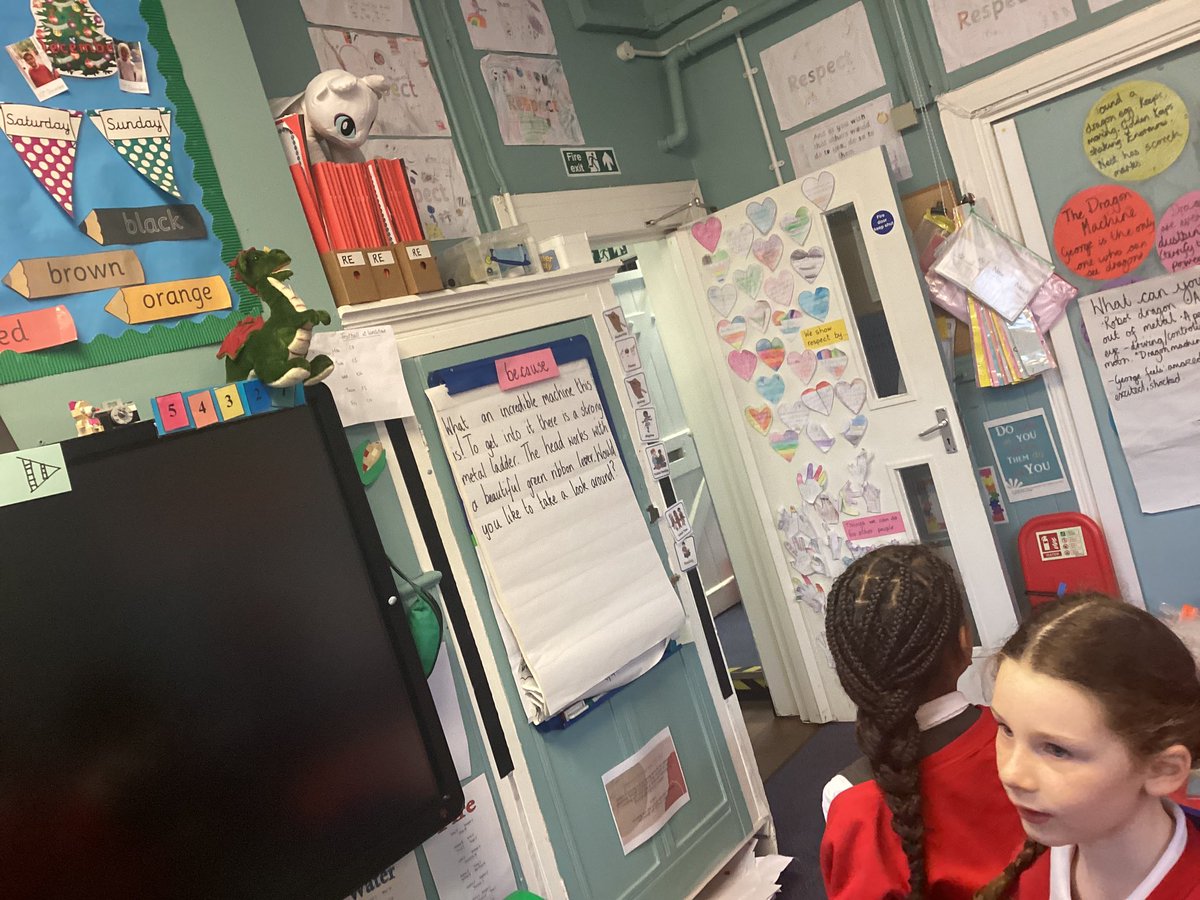 CapenhurstCEPS's tweet photo. Dragons, dragons EVERYWHERE! Happy St Davidโs day. #thedragonmachine #aweandwonder @TheLCUK https://t.co/L9lg3exHfB