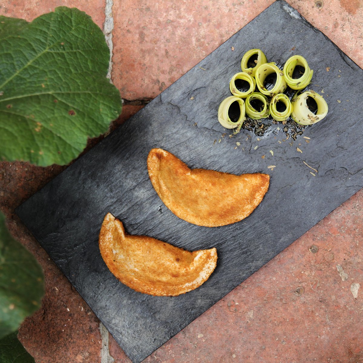 Casi medio millón de croquellanas se hicieron el año pasado y todas de forma artesanal 😱
...
 #Croquellanas #topventas  #croquetasmorellanas #elsportsésautèntic #castellorutadesabor #productesmorella #Morella #provinciacastellón