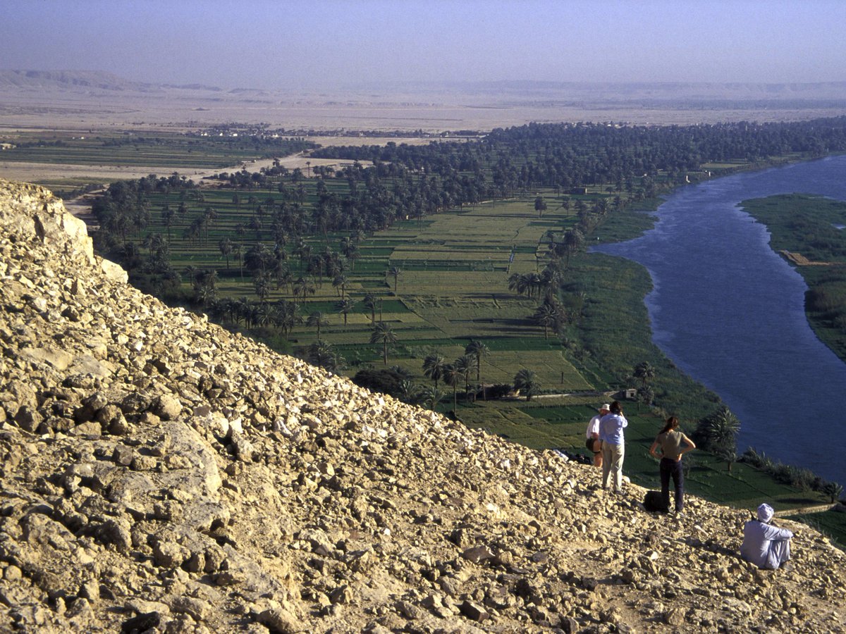 Join me at Amarna in December for the <a href="/Bloomsbury_SS/">Bloomsbury Summer School</a> in Egypt 2023 – Exploring Amarna and its Archaeology! Details and expressions of interest to bloomsbury@egyptology-uk.com. Proceeds will help support ongoing research &amp; conservation at this unique site.