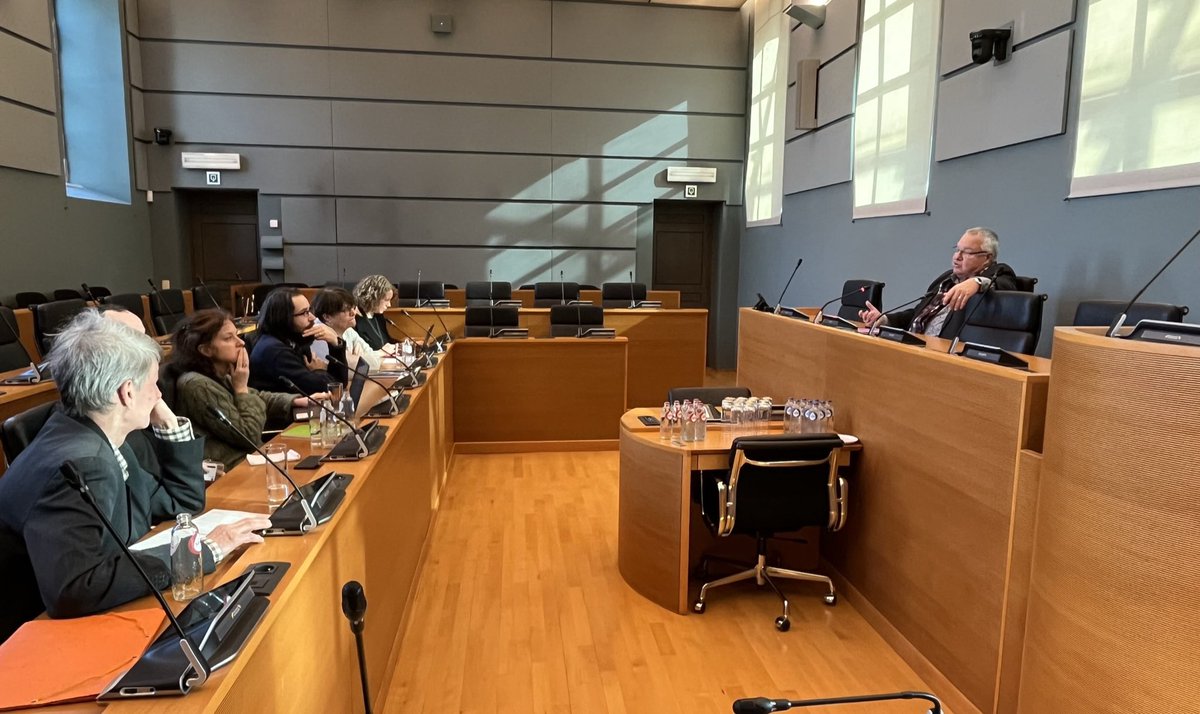 Réflexion constructive avec Cap Démocratie au <a href="/ParlWallonie/">Parlement de Wallonie</a>  sur la participation citoyenne permanente dans nos assemblées élues #defensedelademocratie #parlementdescitoyens 

parlement-wallonie.be/pwpages?p=com-…