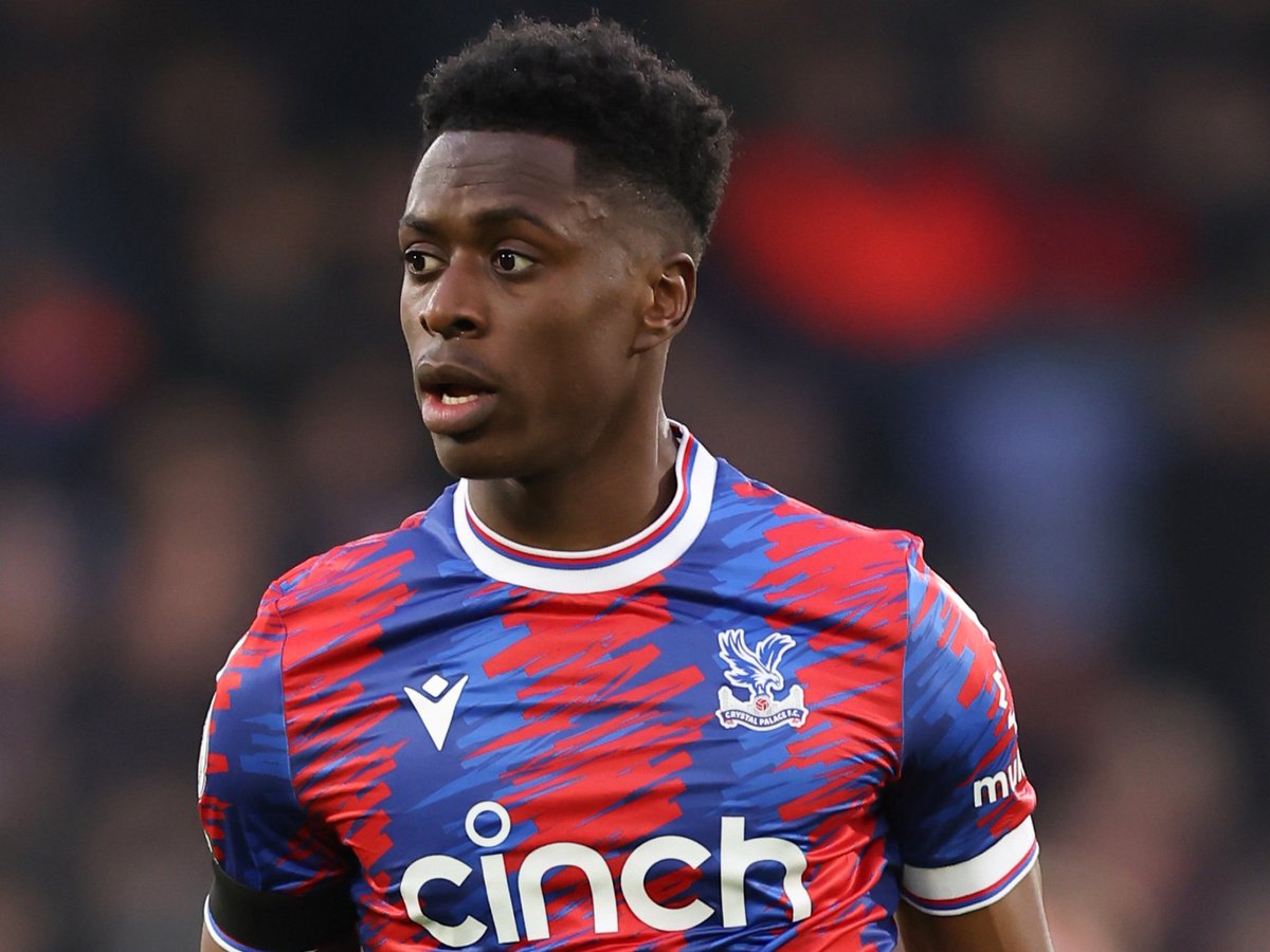 (🌕) Arsenal are likely to offload Albert Sambi Lokonga, the midfielder who is on loan at Crystal Palace, and Nuno Tavares, the left back on loan at Marseilles. (@garyjacob)