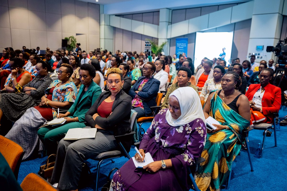 RwandaWomen's tweet photo. Happening  now:@RwandaWomen is hosting Rwanda Women Leaders Network Summit&amp;the Launch of @AWLNetwork- Rwanda,bringing together over 200 women leaders in the country under the theme:"Building the next generation of women leaders". #RWLN2023 
Follow this on https://t.co/xwwB5fOme6 https://t.co/k1cEZWRnL8