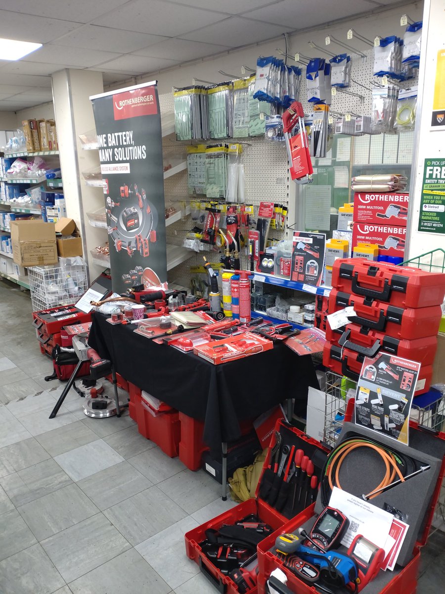psunderland7117's tweet photo. Today @RothenbergerUk are @graham_merchant Canterbury with demos and offers to good to believe you have to drop in and have a chat and grab sausage roll as well. #redtoolsrule #offers https://t.co/qzdbwAuxRg