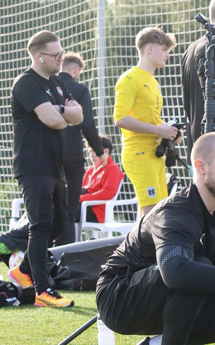 bogifrisu's tweet photo. Debüt beim @oefb1904 ÖFB U16 Nationalteam
Super Leistungen beim Länderspieldoppel gegen Spanien (@rfef) in Albir 🇪🇸
Top Jungs und top Trainer-/Betreuerteam 💪🏼🇦🇹
#allin #2007er #oefbyoungsters🇦🇹⚽️ #oefb #gemeinsamösterreich #trainer #fussball #fussballtrainer #footballcoach https://t.co/hEgi8gHZXr