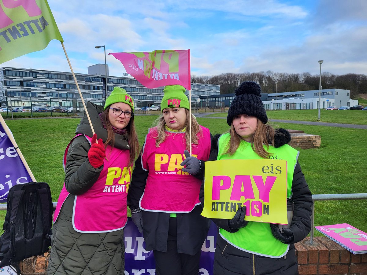 Gbmoir's tweet photo. Group photos from @Auchenharvie at today's picket line.  Outreach. EAL, PLA and Secondary Teacher groups.  It was lively to all stand together!  @EISNorthAyrLA https://t.co/NPOV2CQ9Nd