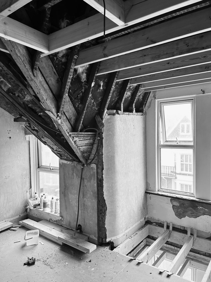 raisecap's tweet photo. Take a sneak peek at our latest #propertydevelopment, No 50.

We were recently asked to assist in raising funds for this exciting project which involves converting a 10 bedroom #HMO building in South Wales into 6 sleek self-contained apartments.
 
#Conversion #Brokers #FinanceUK https://t.co/wO3VmE3QQQ
