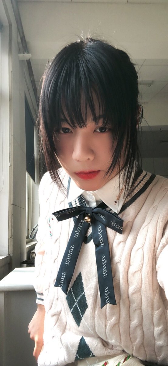 XEFLXF's tweet photo. 寄了，在学校女装被院长看到了，已经在打听我是男是女了！害怕~
#伪娘 #男娘 #cd https://t.co/7mEWk79V2n