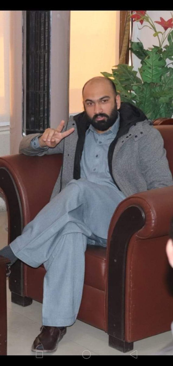 OrakzaiMA277's tweet photo. سپورٹ وہ نہیں ہوتا جو اچھے وقت میں ٹیم سپورٹ کریں ، سپورٹ وہ ہوتا ہے جو برے وقت میں ٹیم کو سپورٹ کریں,,
 انشاء اللہ
 فول سپورٹ  خادم اورکزئ۔  عزن جمال صاحب کو https://t.co/VVRTP2u8Kq
