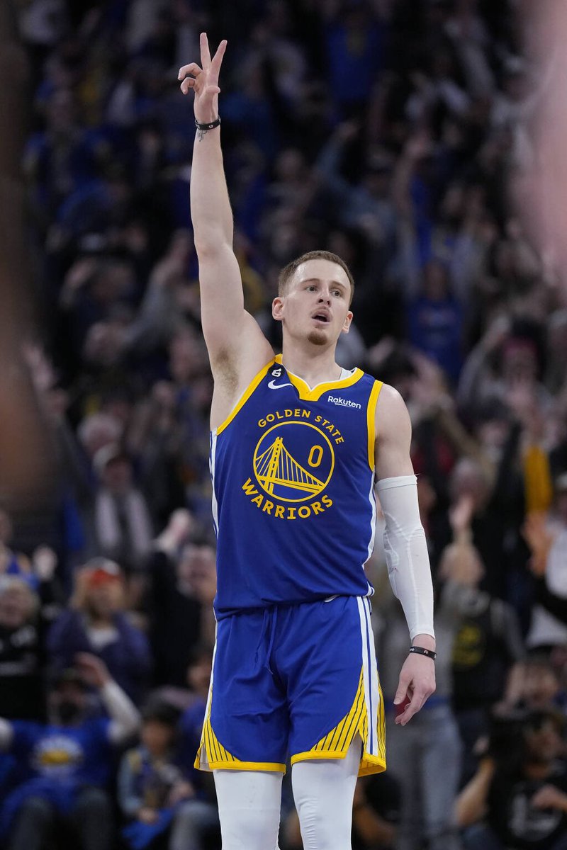 GoIdenState's tweet photo. DONTE DIVINCENZO IS AMAZING. HE PLAYS HARD. HES LONG, HE CAN STROKE IT, HE HAS GREAT D, GREAT AT PENETRATING. THERES SO MUCH TO LOVE ABOUT THIS GUY!! https://t.co/x9q2nCojc7