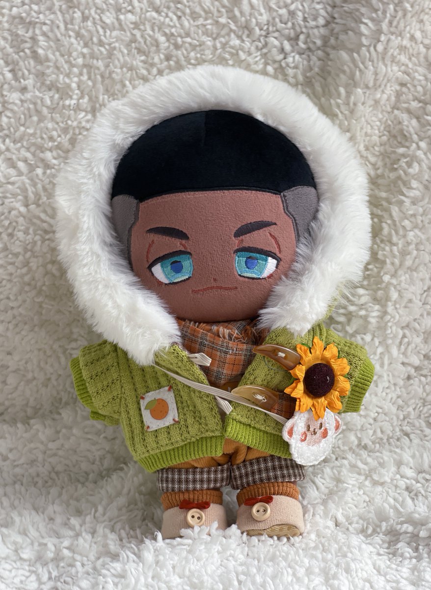 이 친구도 봄이니까 옷 바꿔줬다🌻 해루미같구 귀여움