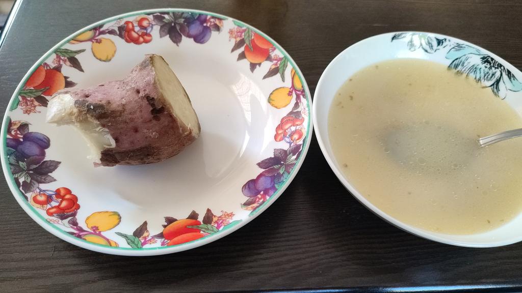 Wandu wa kireti mwalale mana? Kireti chighoraa wada? Karibunyi dinyo supu divirie ikaji ja kidawida. Na vachemshirwa nyungunyi, ilimawu na mwachaka supunyi, hoyayo. @TaitaTweeps <a href="/taitamusa1/">Collins M Mwakio</a> <a href="/WakeshoMakio/">Wakesho wa Makio</a>