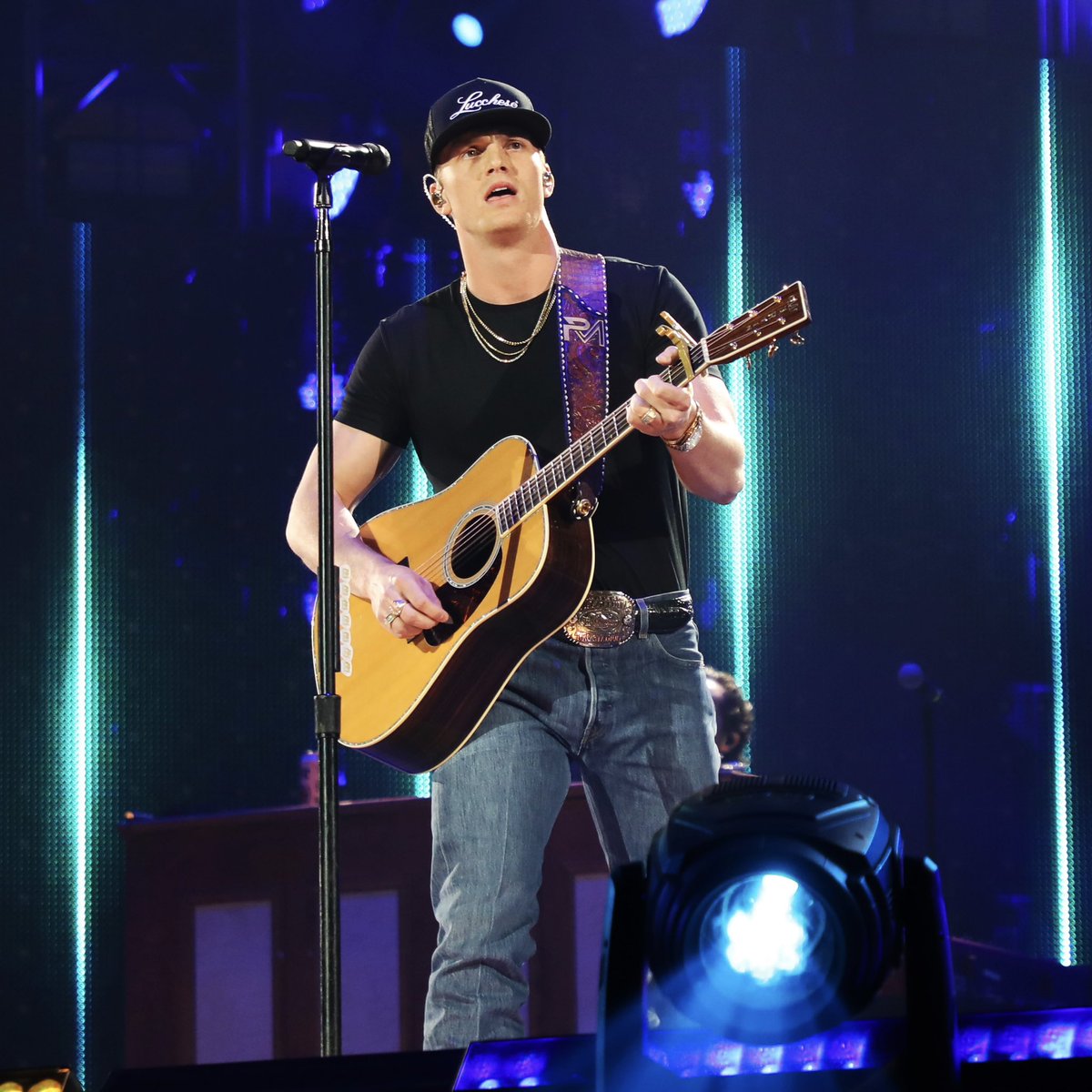 nrgpark's tweet photo. Opening Day @rodeohouston performances never get old.
#rodeohouston | #hslr | #letsrodeohouston https://t.co/jds0oc1Qxl