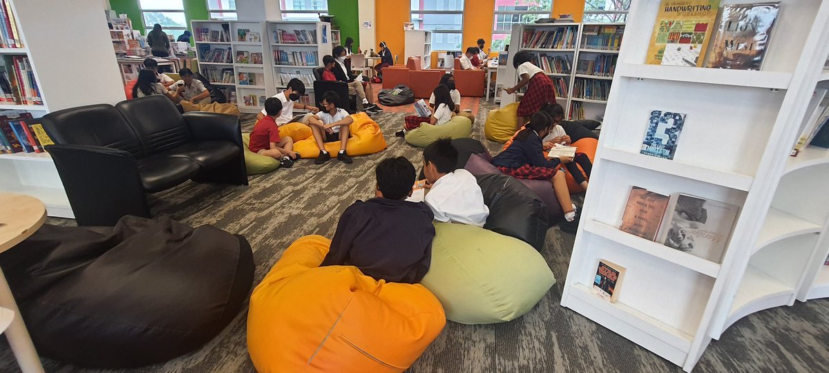 HISEnglish's tweet photo. Reading is a good habit to inculcate. The year 9s worked with Y5s this time, choosing their favourites; Roald Dahl and Dr Seuss are clear favourites! #HELPISKL https://t.co/ie2YkZHN0P