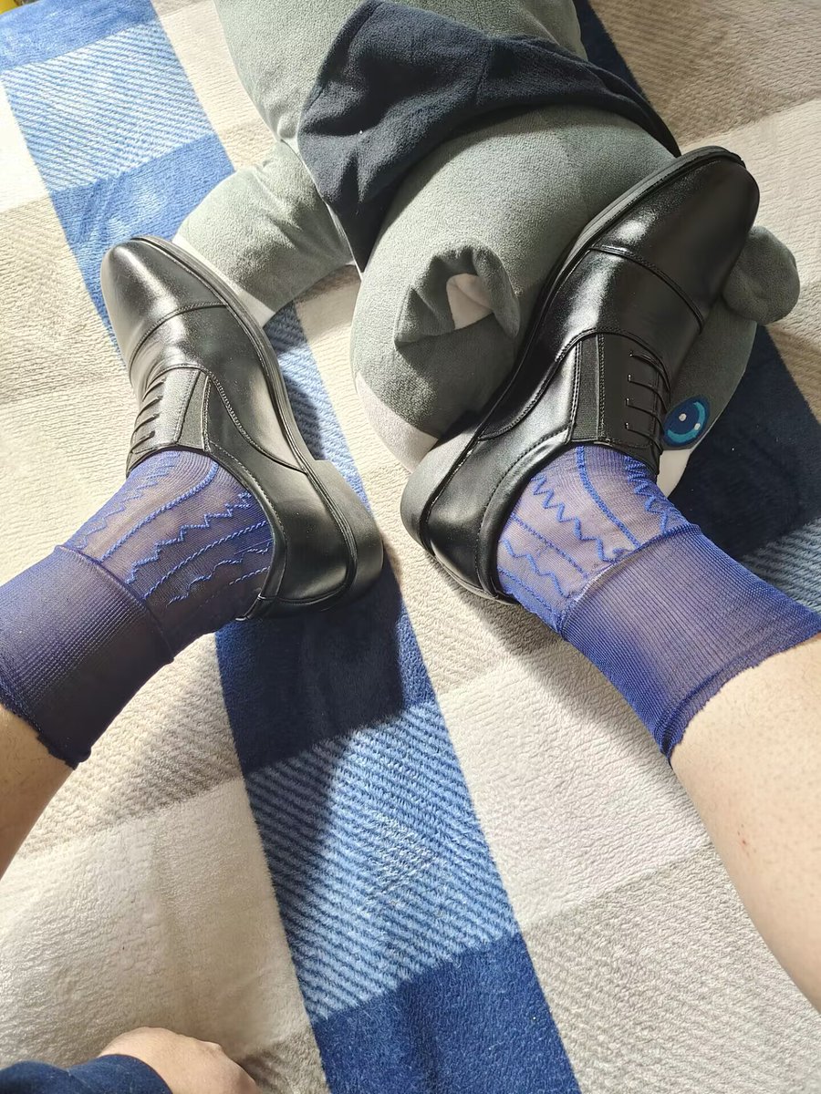 xiaoyaopang's tweet photo. 有没有想舔的？给老子转发，骚逼们。 https://t.co/R5uq0pfXkT
