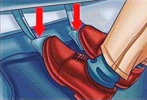 TituSifuna's tweet photo. And what will happen if you press both gas, clutch and brakes at the same time?🤔 https://t.co/aEHudEXViO