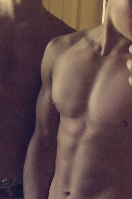 Ben seni her dakika özleyecek kadar
Kaybetmekten korkacak kadar herkesten kıskanacak kadar çok  seviyorum..
#antalyagay  #antalyaaktif  #antalyaseks  #antalyaswenger