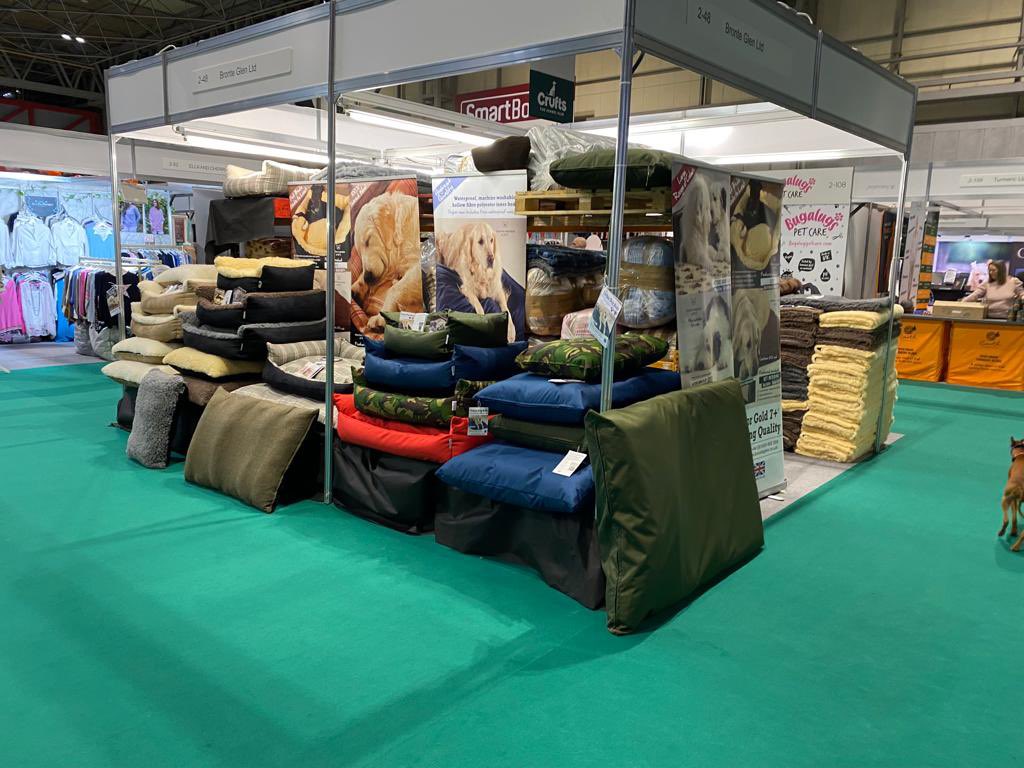 BronteGlen's tweet photo. Been very quiet on here whilst I have been on Matt leave but back to it now and it’s count down time - hands up who’s excited for crufts #crufts2023 #dogs #dogbeds #cosypuppies https://t.co/PFuPJknRmV