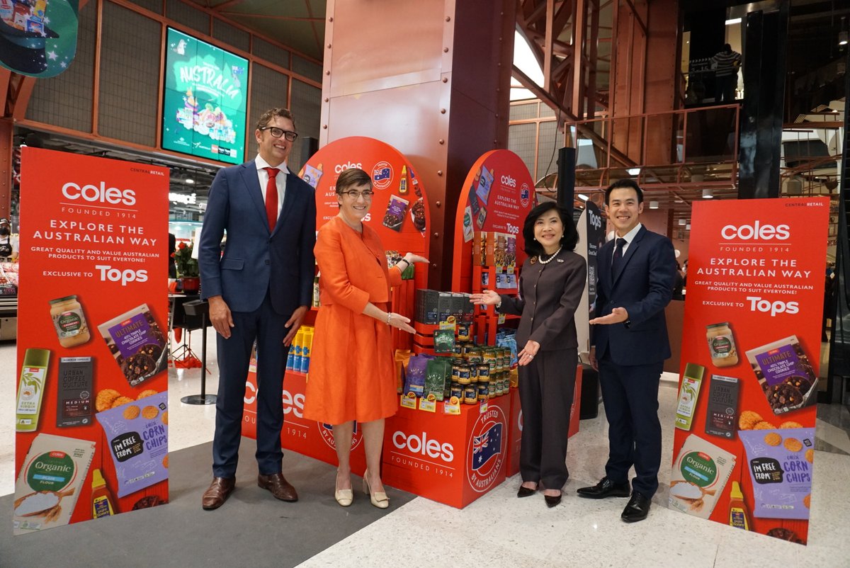 Austrade's tweet photo. Coles Group and Thai retailer, Central Food Retail will work together to provide the #SupermarketChain more than 200 products from its Coles Own Brand range. 🥑🍊🌽
More #Australian farmers can #supply their goods to their chosen #market. 🌏
Learn more: https://t.co/fW6AO6KSrp https://t.co/XRhIRIVevE